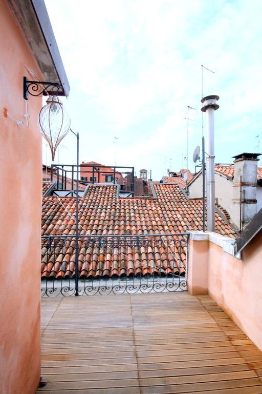Terrazza Rialto Apartment เวนิส ห้อง รูปภาพ