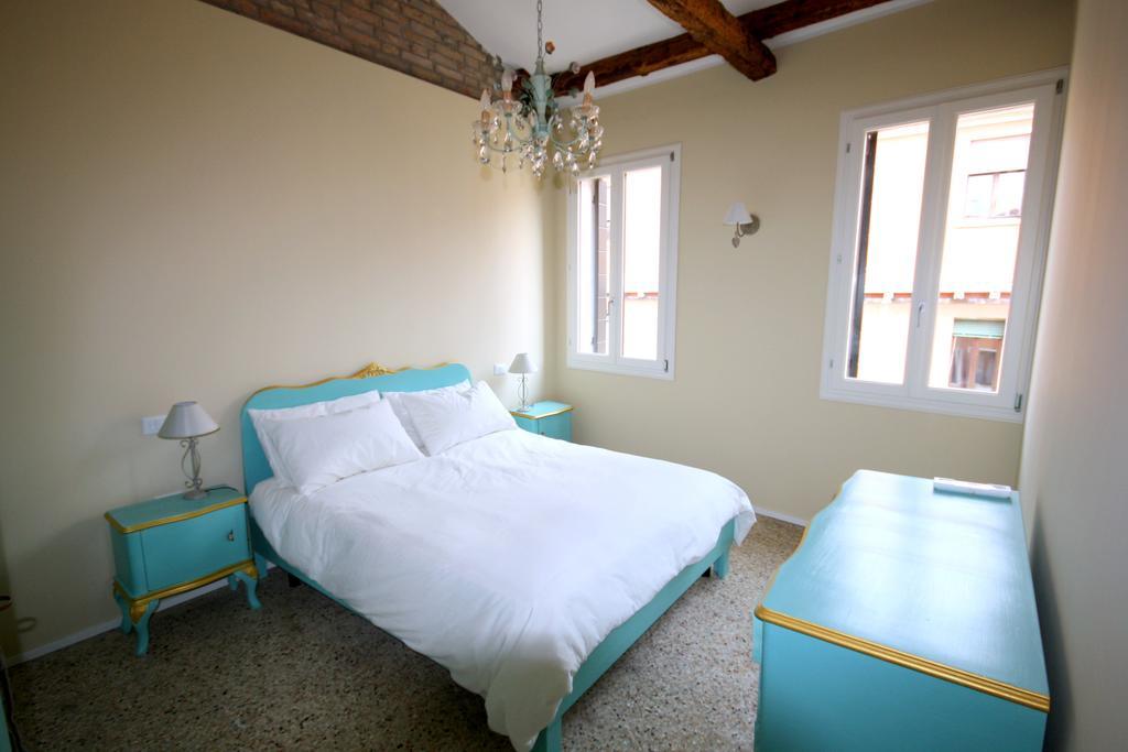 Terrazza Rialto Apartment เวนิส ห้อง รูปภาพ